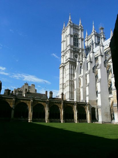 Ein Innenhof der Westminster Abbey. Es war Soo idyllisch und ruhig dort, und das mitten in London.