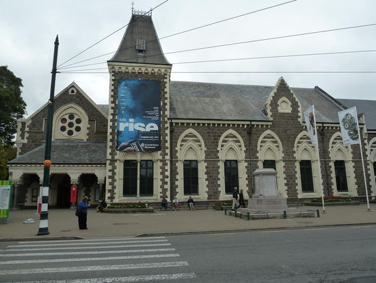 Das Canterbury Museum - am Eingang zum Botanischen Garten - schien auch keine Schäden davongetragen zu haben