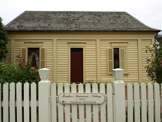 Langlois-Eteveneaux Cottage