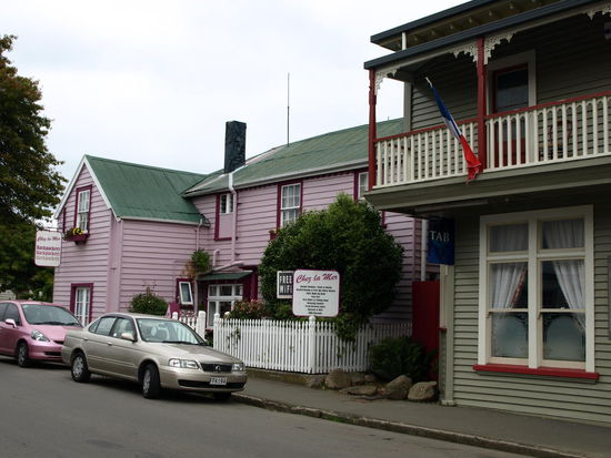 Die Häuser von Akaroa