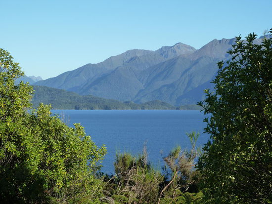 Der See Te Anau