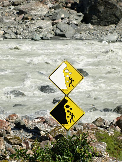 und natürlich Warnschilder