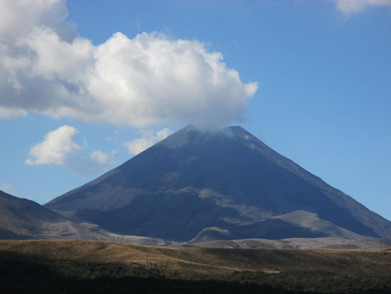 Schaut fast so aus, als wenn der Vulkan rauchen würde