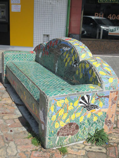 Eine Bank in Kawakawa