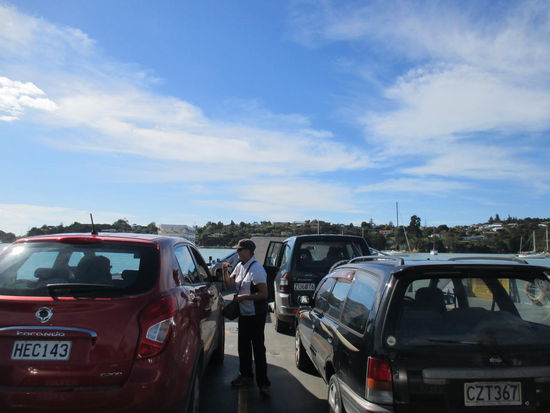 Bezahlt wird direkt im oder am Auto