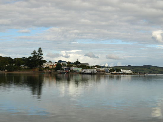 Der Hafen von Rawene