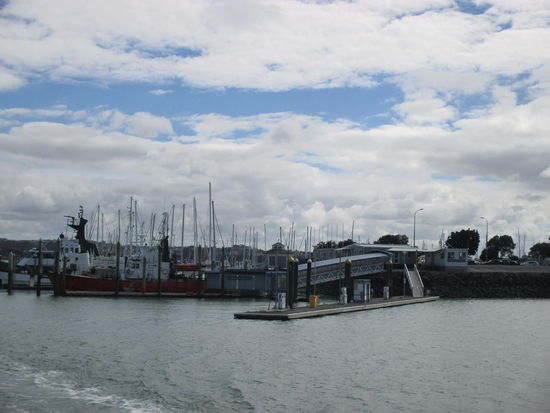 Die Anlegestelle der Fähre in Bayswater