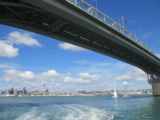 Jetzt mit Harbor Bridge "oben" drüber