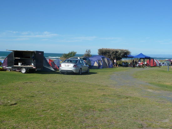 Am Montag war das hier alles Leer, denn da war hier Abreisetag und ich stand dann ganz alleine unten in der ersten Strandreihe