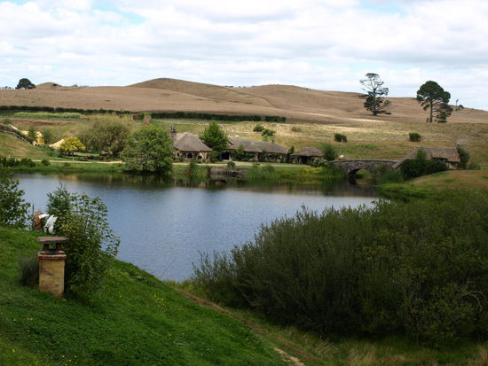 Blick übern See zum Green Dragon
