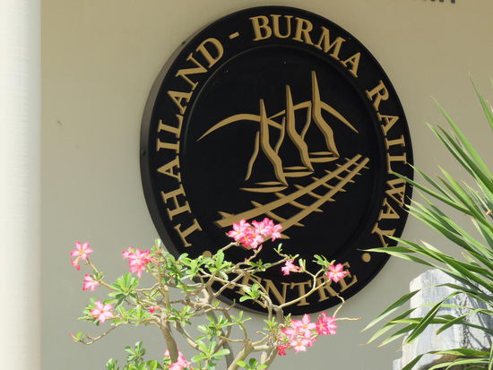 war echt gut gemacht und beeindruckend erschreckend was Menschen sich gegenseitig so antun