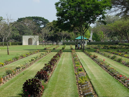Gräber soweit das Auge blickt...