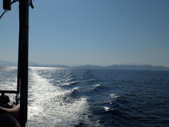 Bye bye Khao Lak...auf der Rücktour saß ich vorne und konnte diesen Ausblick ewig genießen mit der Dämmerung....total schön 