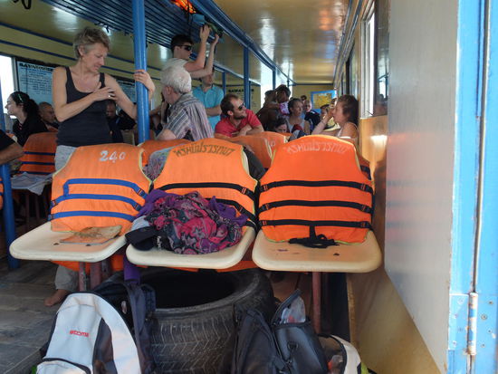 rechts hab ich gesessen 