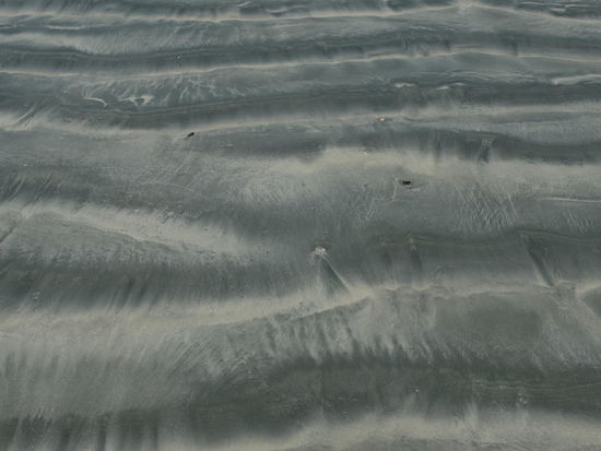 das Wasser hat sich da schon etwas zurück gezogen...sah spannend aus