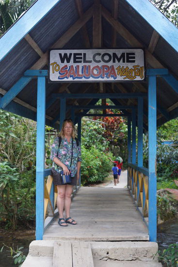 Eingang zum Saluopa Wasserfall