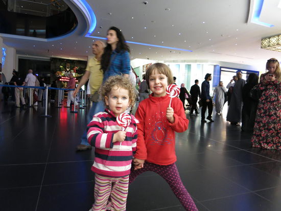 Shoppen,....- diese tollen Lollis gibt's gegenüber vom Riesenaquarium
