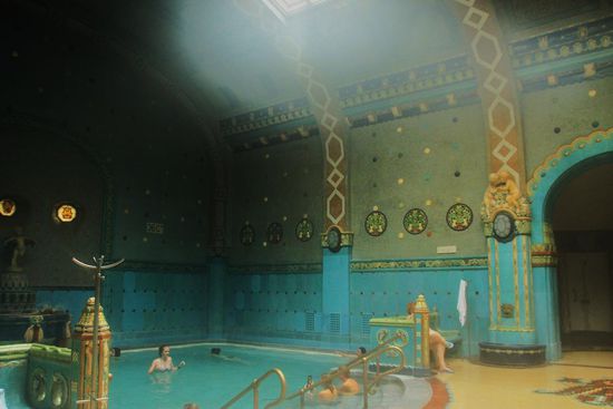 so orientalisch...der türkische Ursprung ist deutlich zu sehen