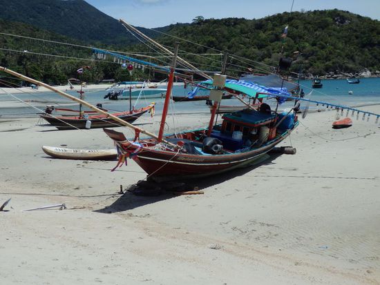 Wegen der morgendlichen Ebbe, haben die Fischer mal etwas Pause.