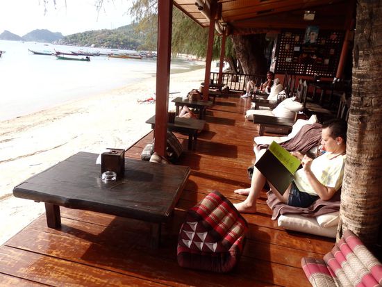 Strandbar vom Sairee Cottage und der Strand ......
