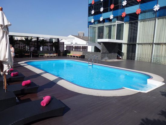 Das war der einzige Pool im Urlaub der mal kühle 25 Grad hatte.