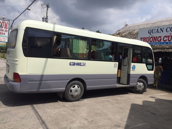 Von außen sieht er richtig gut aus. Hier Mittagspause für die Crew und jeder der will.