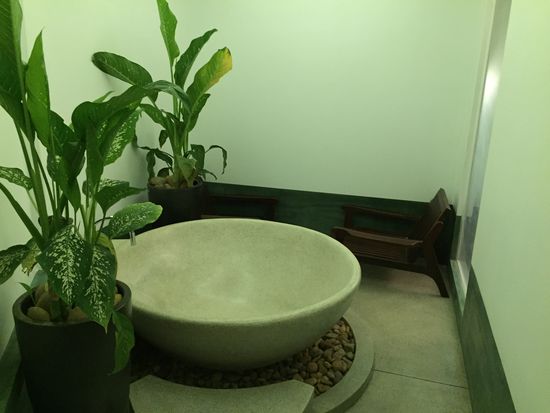 Die Badewanne sieht auch richtig klasse aus. Wir haben nicht gebadet.