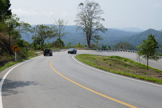 Die Kurven wären ein Traum zum Motorrad fahren, man sieht auch immer mal wieder Touristen, die den Loop mit einem Big Bike fahren.