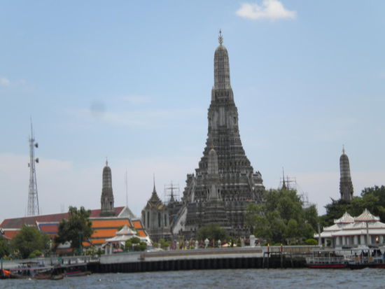 Wat Arun (50Bath/Person Eintritt)