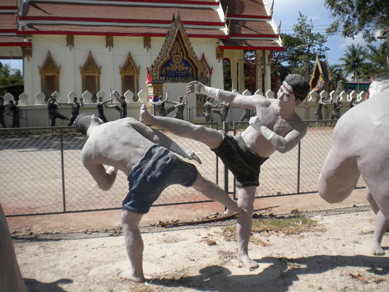 Das gibt ein schlimmes Knie, aua!