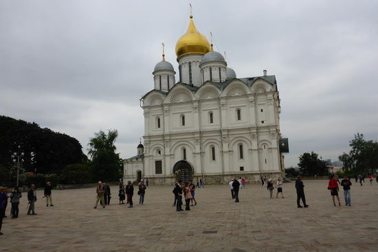 Die Erzengel-Kathedrale (1505-08) ist die Grabstätte der Zaren