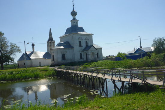 Auch wenn es zu langweilen beginnt,  mich begeistert diese Kombination ...
Morgen fahren wir weiter ostwärts, es es jetzt 00.50 (in Deutschland 22.50), gute Nacht
