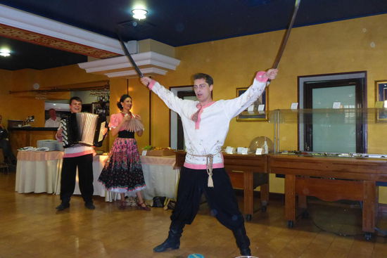 ... martialischem Auftritt