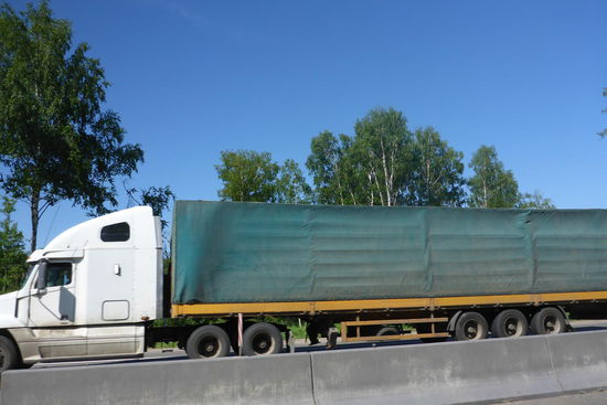 Russischer Megaliner auf der M7