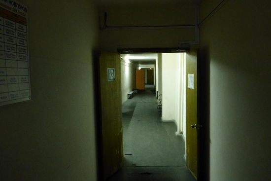 Die sanitären Anlagen befinden sich in den Katakomben des Stadions