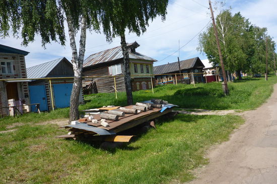 Ein Dorf nahe der M7 ...