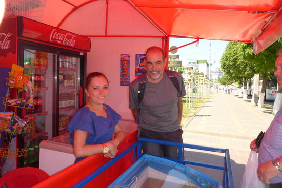 Begegnungen: Eisverkäuferin, ihren Namen habe ich leider vergessen