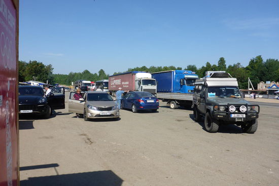 Unterwegs auf einem Rastplatz an der M7