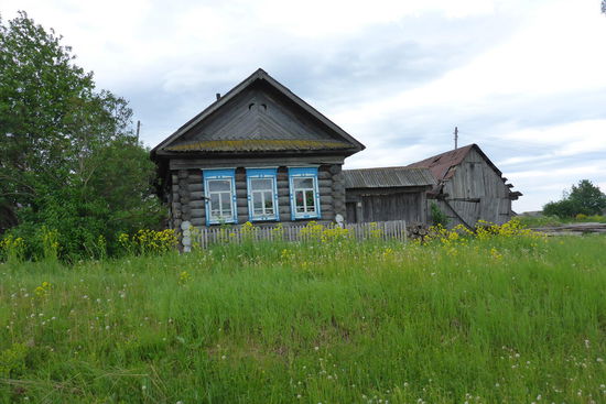 Einfache Behausungen aus Holz