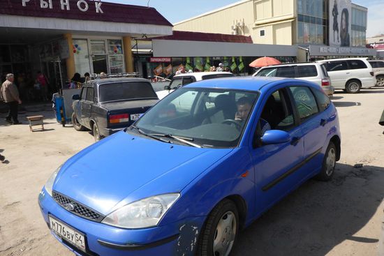 Ostwärts sieht man immer häufiger Rechtslenker, sie kommen aus Japan über Vladivostok ins Land