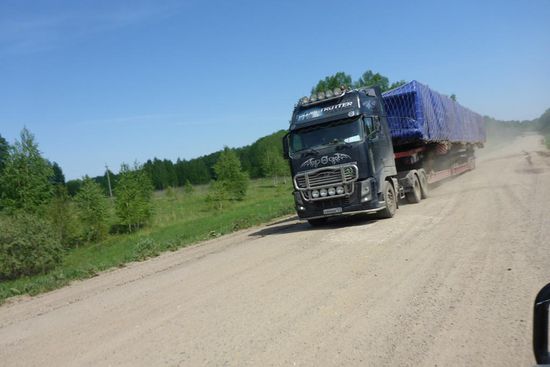 ... der Schwerlastverkehr hat es hier besonders schwer