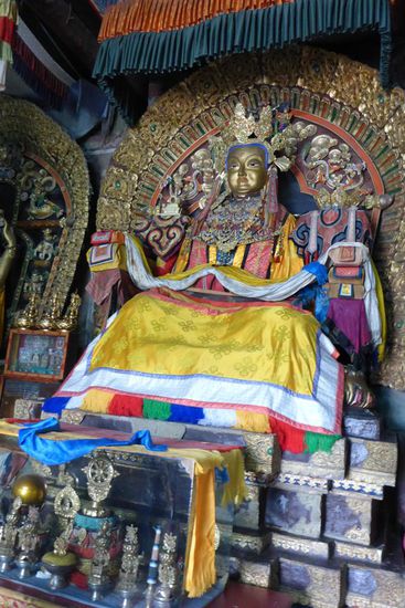 Im  mongolischen Lamaismus gibt es über ...