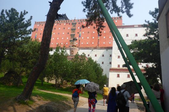 ... der Potala-Tempel imitiert den Potala-Palast ...