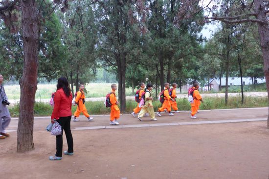 Kinder der Klosterschule