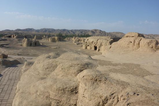 ... die Lehmbauweise war bei einer jährlichen Niederschlagsmenge von 20 mm kein Problem ...