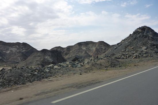 ... überquert werden, die Pässe ...