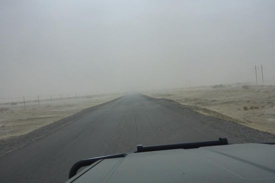 Im beginnenden Sandsturm