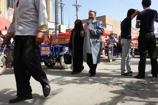 ... verschleiert ...