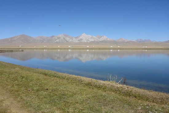 Lake Song-Köl 5. 9. 2014, Tag 114; 22 131 km
Zwischen November und Mai ist der See vereist