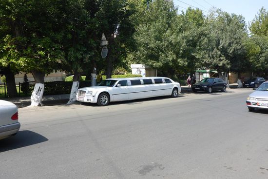 Große Autos sind ...